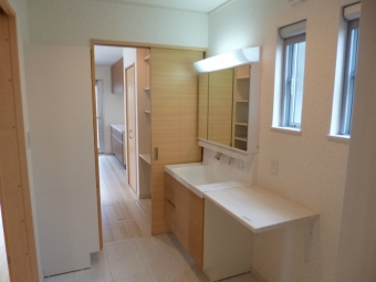 横浜市保土ヶ谷区仏向町